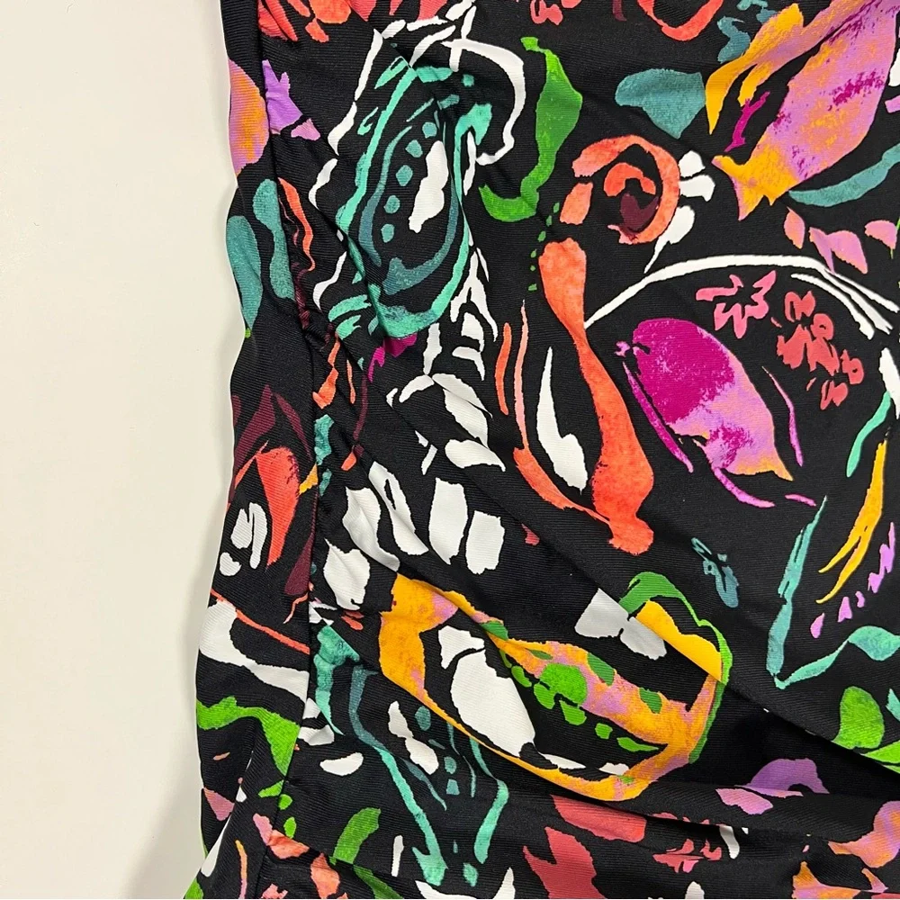 Anne Cole Twist Front Shirred One Piece Petaly Paisley print, size Medium - Picture 6 of 7